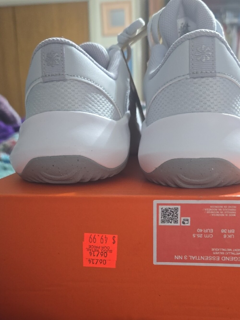 Nike White and Light Gray Athletic Sneakers - Picture 2 of 7